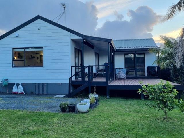 House for rent in Oratia, Oroua County