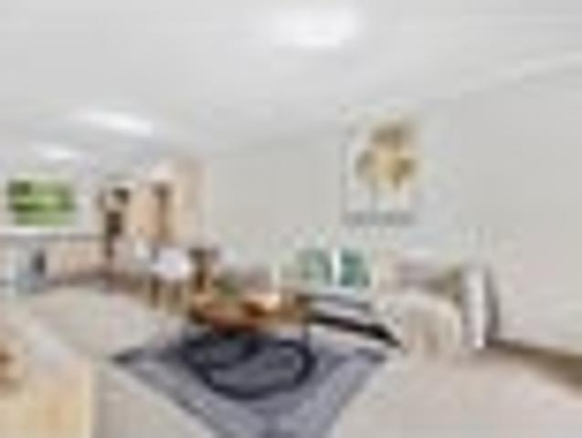 House for rent in Oratia