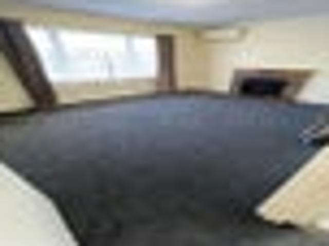 House for rent in Oratia