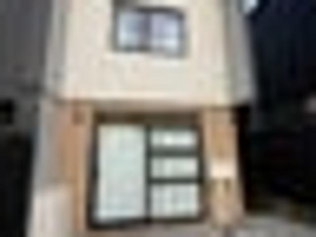 Townhouse for rent in Oratia, Oroua County