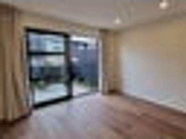 House for rent in Oratia