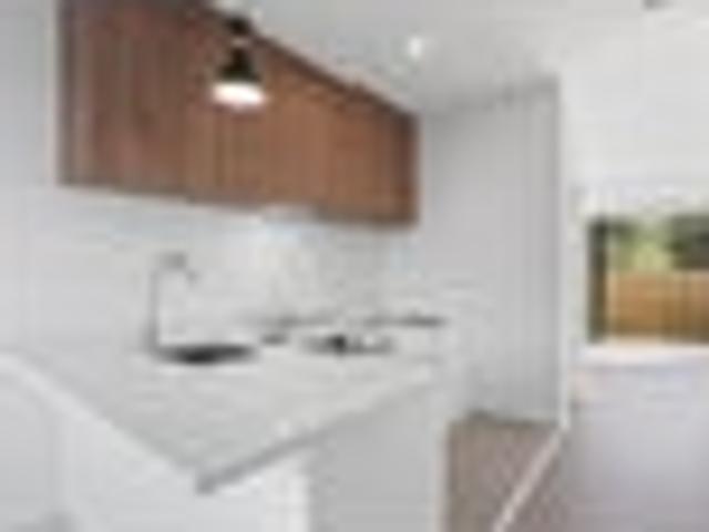 Townhouse for rent in Glen Eden, Waitākere Ranges