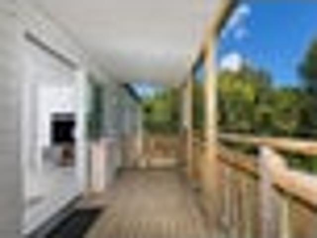 House for rent in Oratia, Oroua County