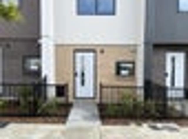 Townhouse for rent in Selo, Waitākere Ranges