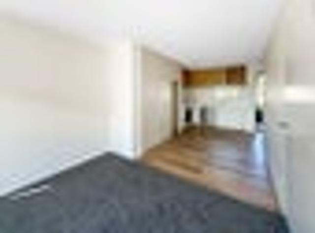 Townhouse for rent in Oratia
