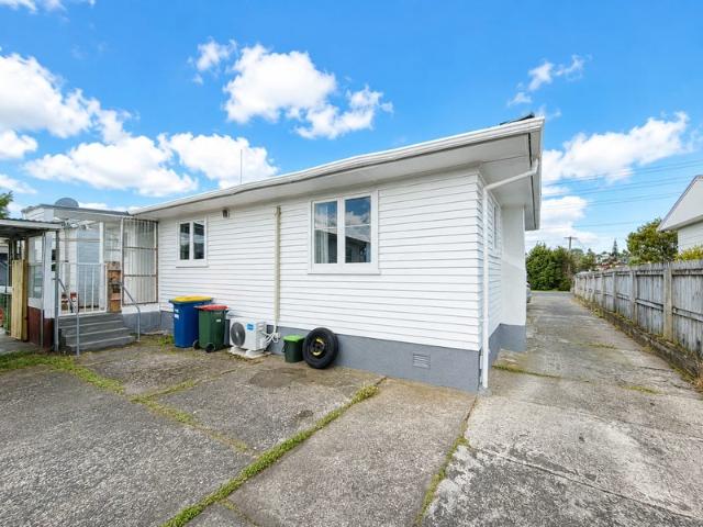 House for rent in Glen Eden, Waitākere Ranges