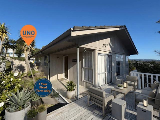 House for rent in Oratia