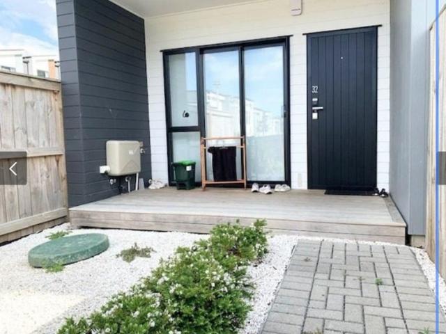 House for rent in Oratia, Oroua County