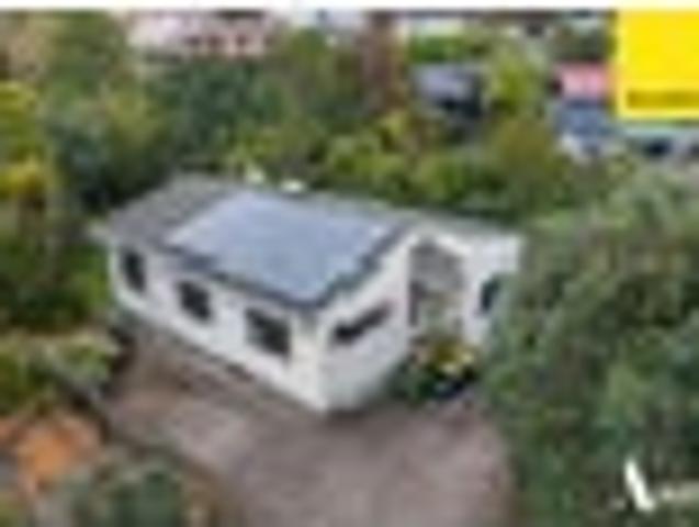 House for rent in Oratia, Oroua County