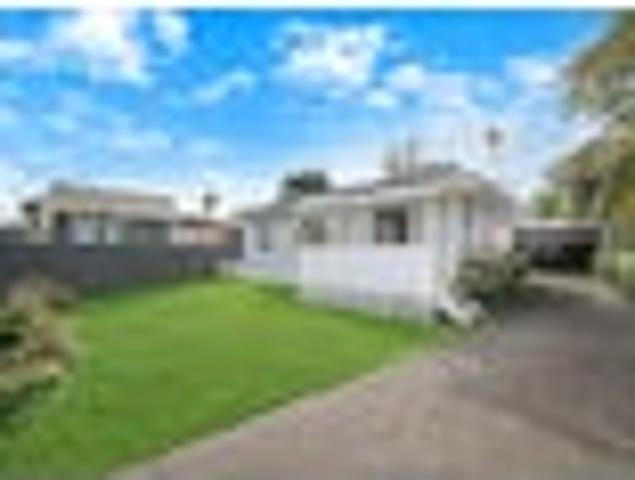 House for rent in Oratia
