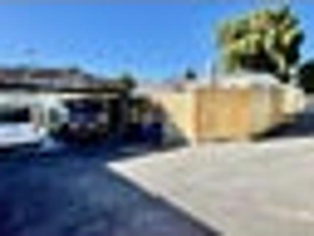 House for rent in Oratia, Oroua County