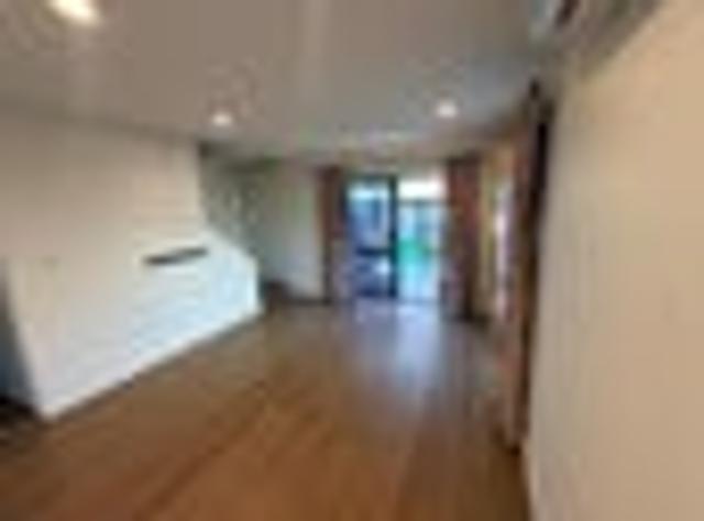 Townhouse for rent in Kelston