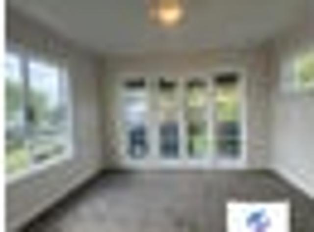 House for rent in Oratia