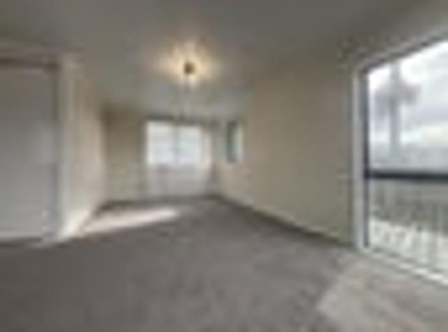 House for rent in Oratia