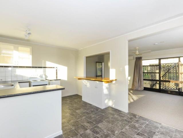 House for rent in Oratia