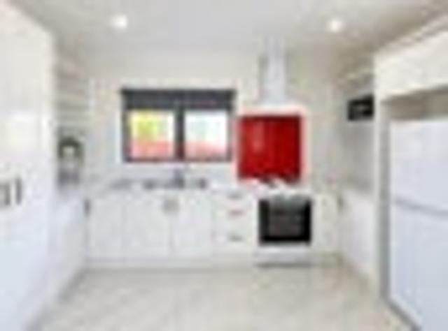 House for rent in Oratia, Oroua County