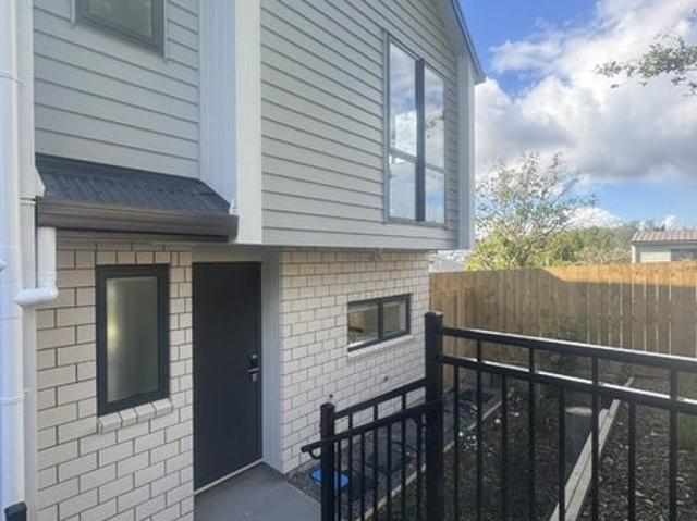 Apartment for rent in Glen Eden, Waitākere Ranges