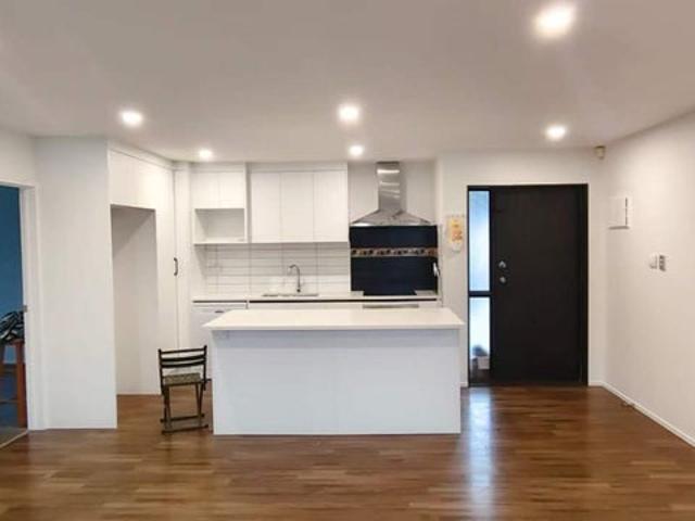 House for rent in Oratia