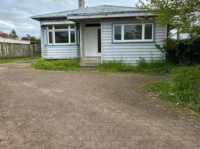House for rent in Oratia, Oroua County