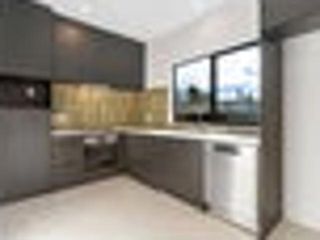 House for rent in Oratia