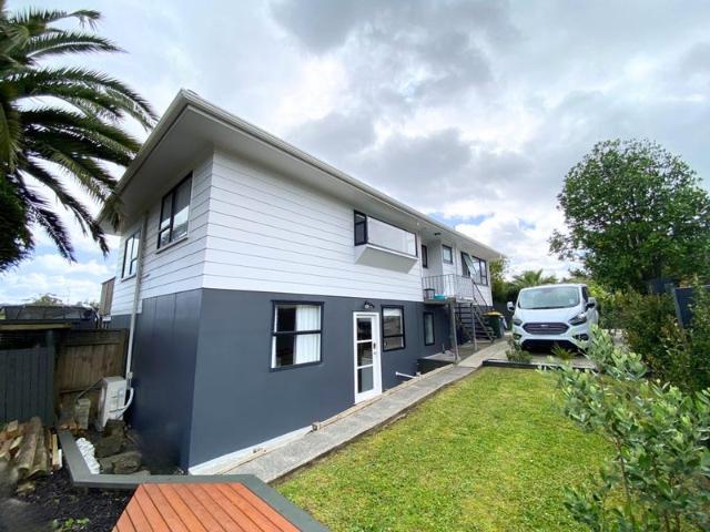 House for rent in Oratia, Oroua County