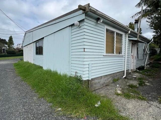 House for rent in Oratia, Oroua County