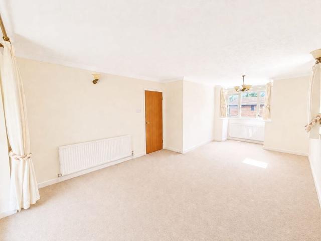 Apartment for rent in Glen Eyre, City Of Southampton