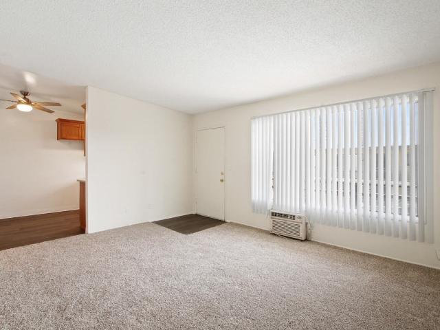 Apartment for rent in Downey, California
