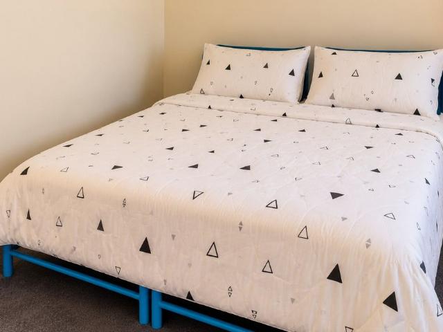 Room for rent in Glen Huntly, Melbourne