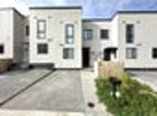 Townhouse for rent in Glen Innes, Maungakiekie-Tāmaki