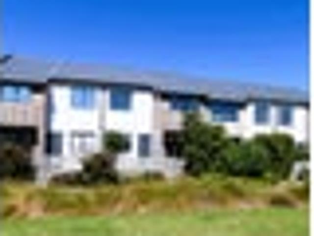 Townhouse for rent in Glen Innes, Auckland