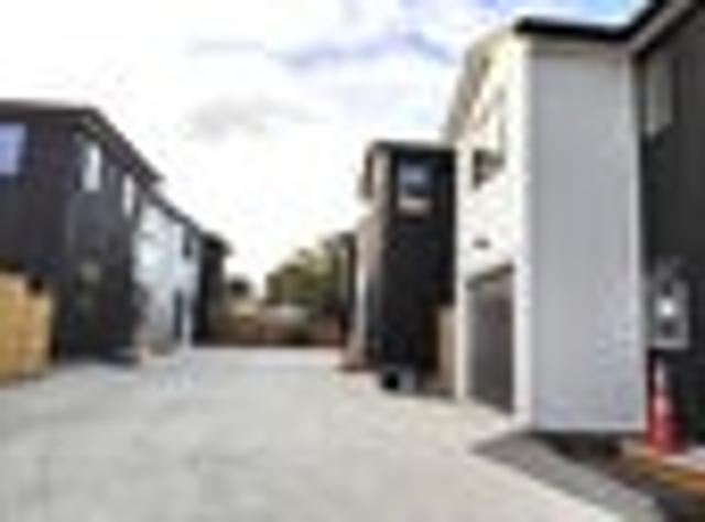 Townhouse for rent in Glen Innes