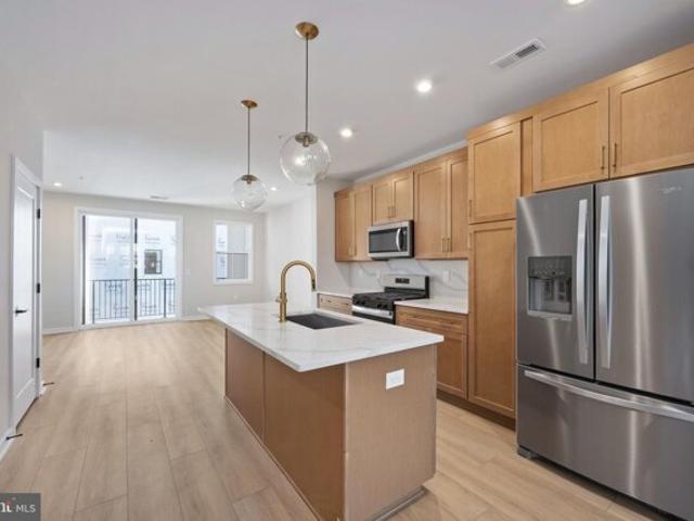 Condo for sale in Virginia