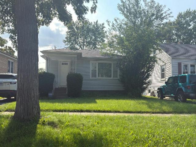 House for sale in Lansing, Illinois