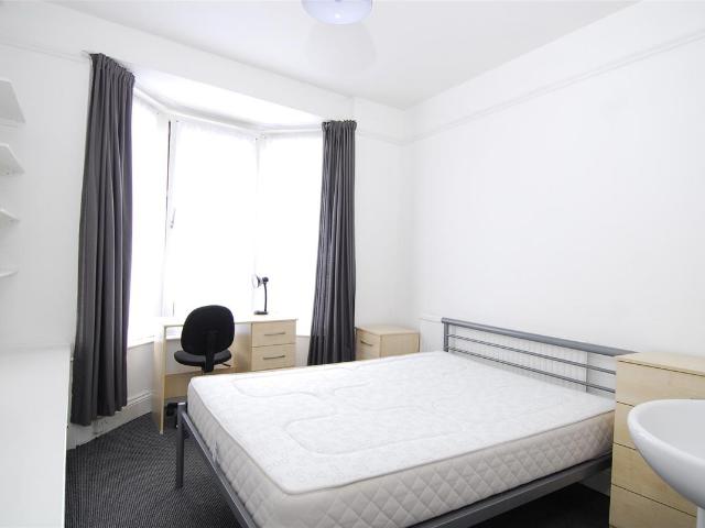 Apartment for rent in Greenbank, Plymouth