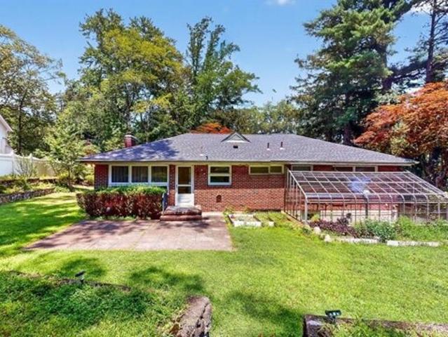 House for sale in Woodcliff Lake