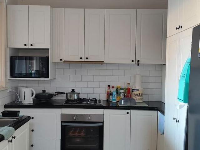 Room for rent in Camerons Creek, Victoria