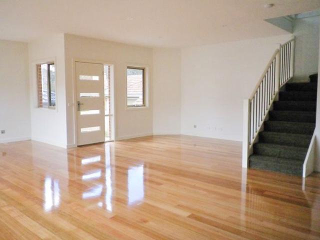 Townhouse for rent in Camerons Creek, Victoria