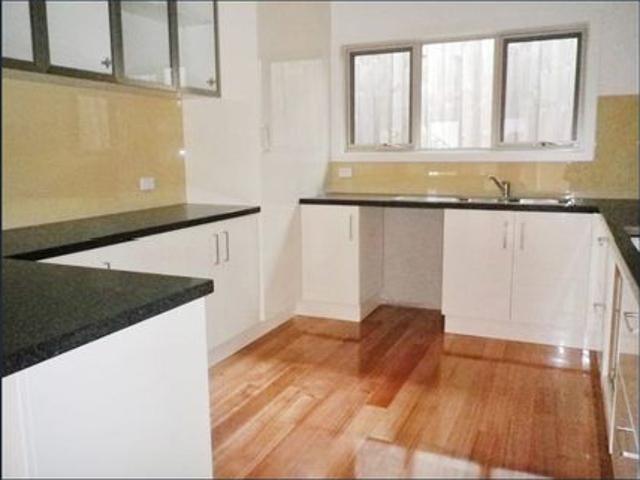 Townhouse for rent in Camerons Creek, Victoria