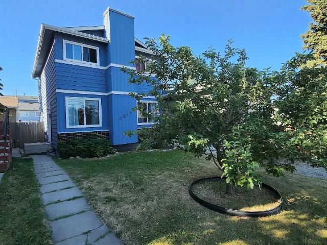 House for rent in Glenbrook, Calgary
