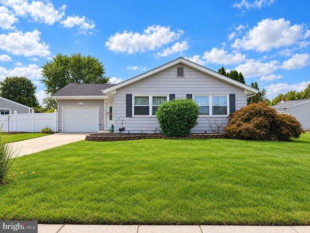 House for sale in Fellowship, Mount Laurel Township