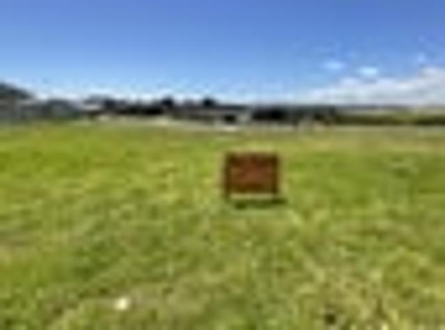 Land for sale in Awhitu, Oroua County