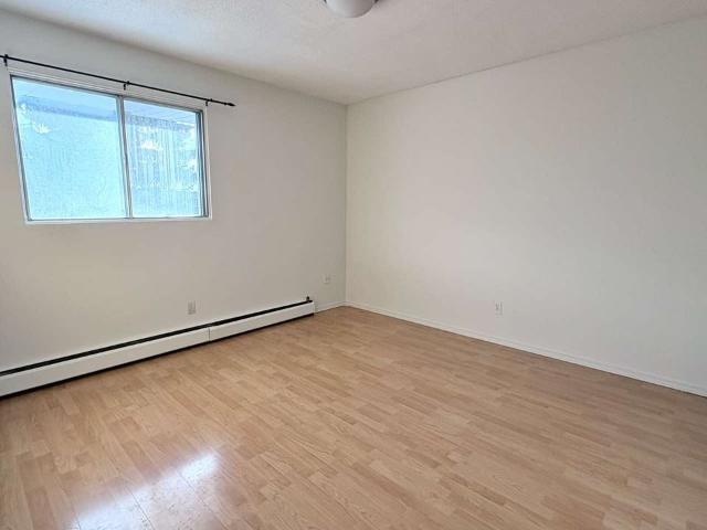 Apartment for rent in Wedgewood, Alberta