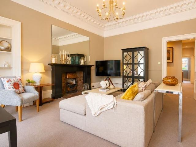 Apartment for rent in Haymarket, Scotland