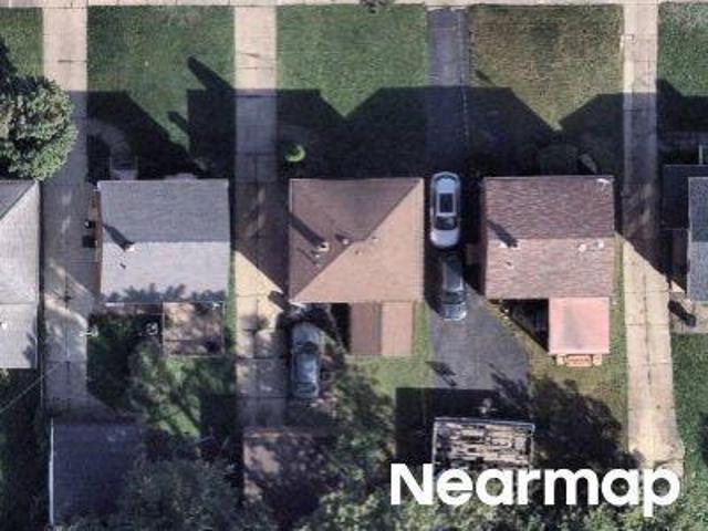 House for sale in Lee-Harvard, Cleveland
