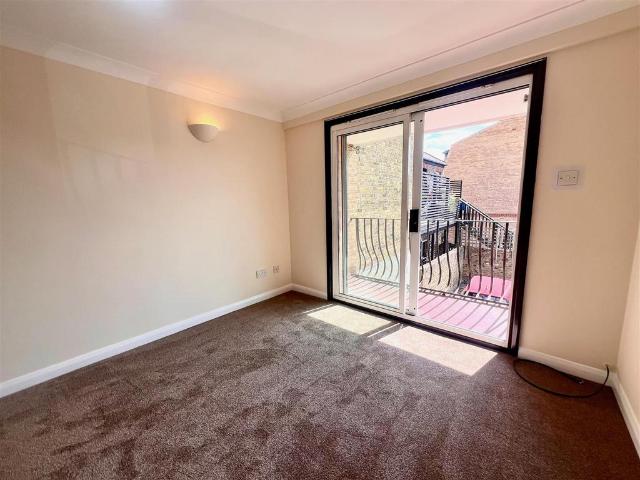 Apartment for rent in Leigh on Sea, Southend-on-Sea