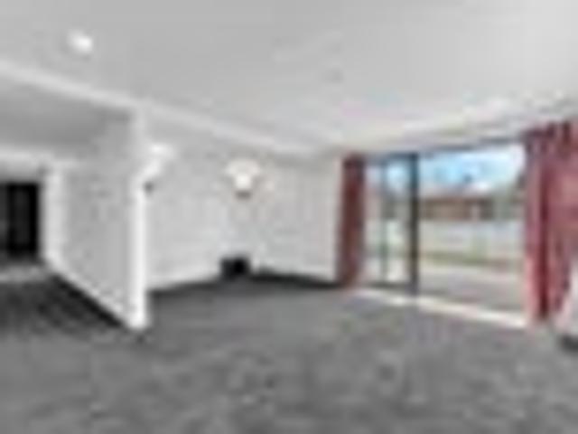 Apartment for rent in Kelston