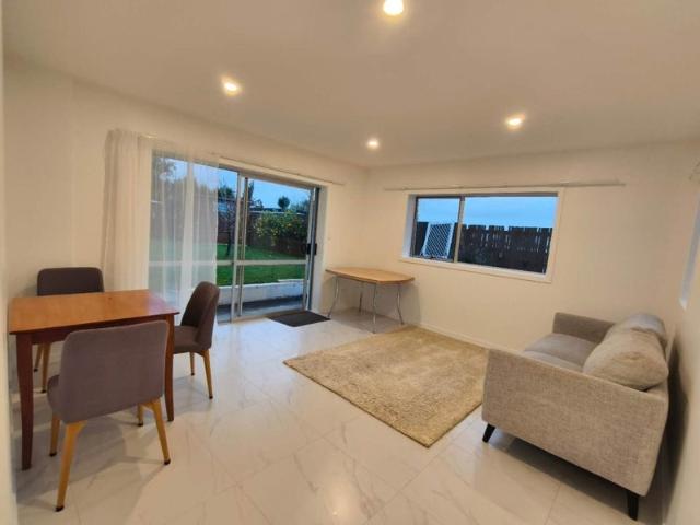 Apartment for rent in Kelston, Oroua County