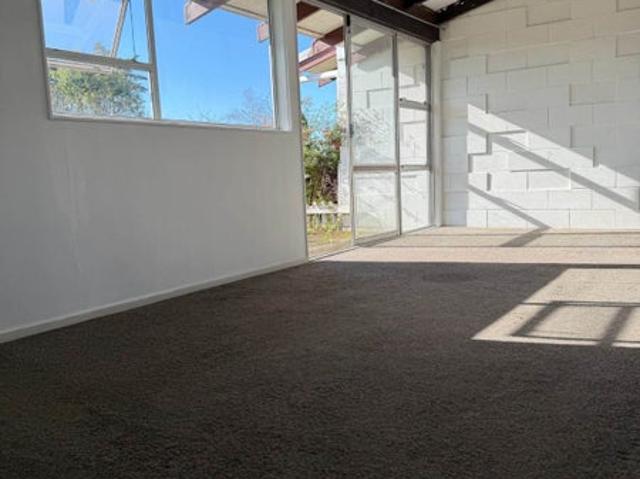 Apartment for rent in Oratia, Oroua County