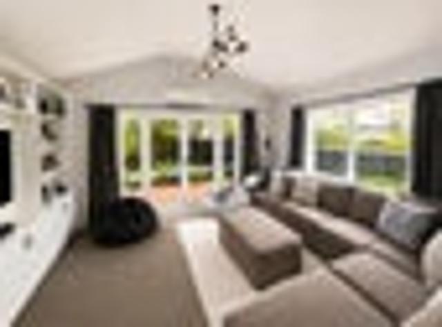House for rent in Kelston